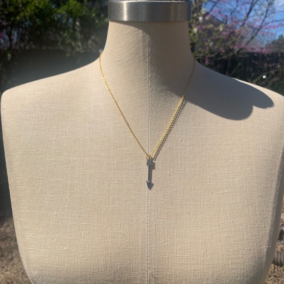 NWT Sterling Silver Plated Chain & Alloy Arrow Charm Necklace - Picture 3 of 16